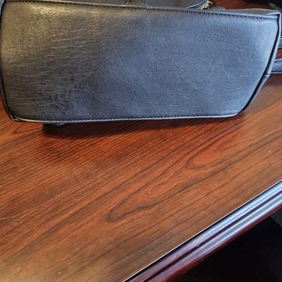 Miztique Faux Leather backpack - Picture 8 of 8